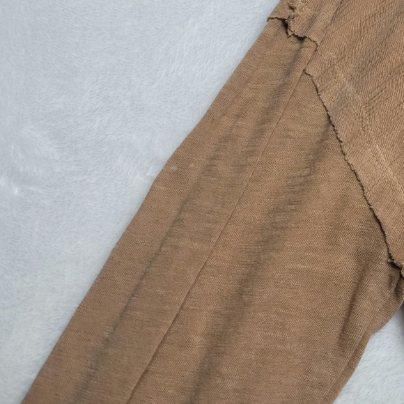 Free People We The Free On My Mind V Neck Shirt Long Sleeve Sz XS Light Earth - Picture 9 of 16